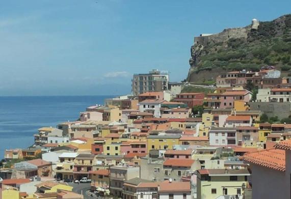 La Terrazza Di Archimede Panzió Castelsardo Kültér fotó